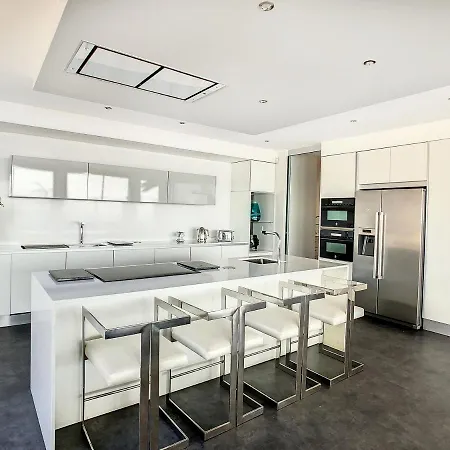 Bahari By Lovelystay