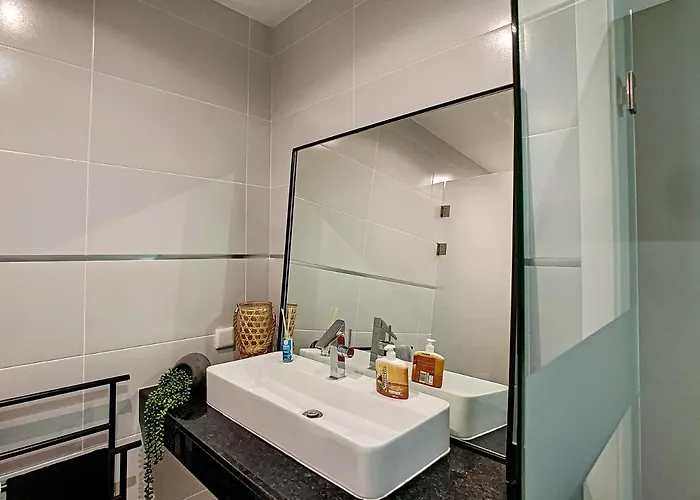 Bahari By Lovelystay *