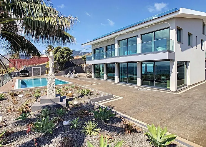 Bahari By Lovelystay Vila